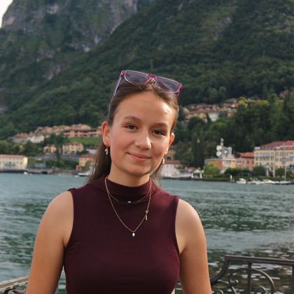 Lisa, eine der beiden Freiwilligen, die ab August 2026 in Llachón im Einsatz sind
